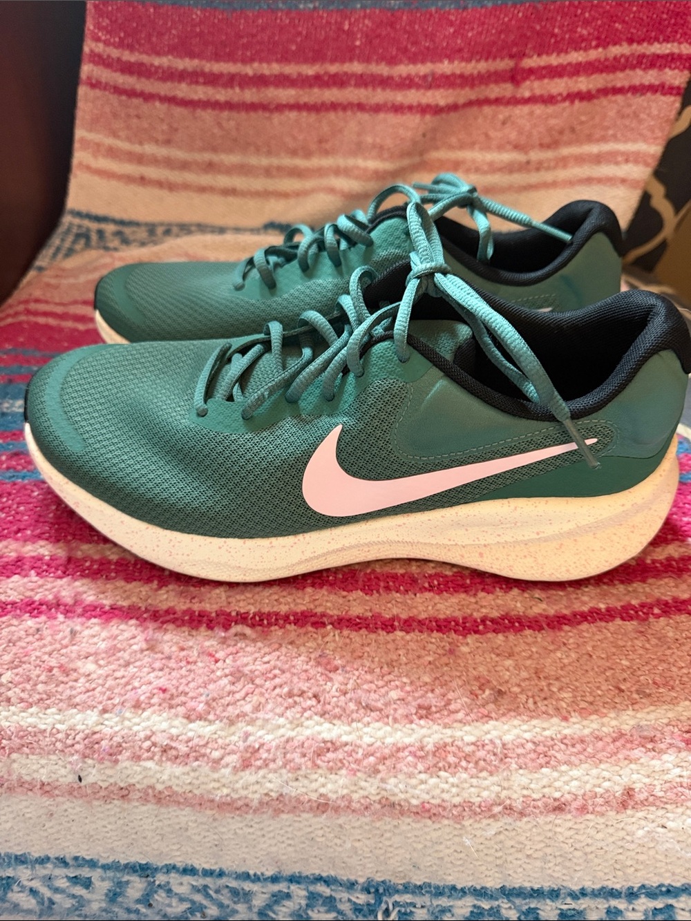 Nike Women’s Revolution. Worn once. Like brand new!